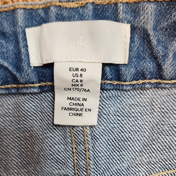 H&M 90's Straight Split Hem Jeans - Picture 5 of 9